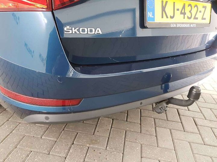 Photo 11 VIN: TMBJG9NP3H7503275 - SKODA SUPERB 