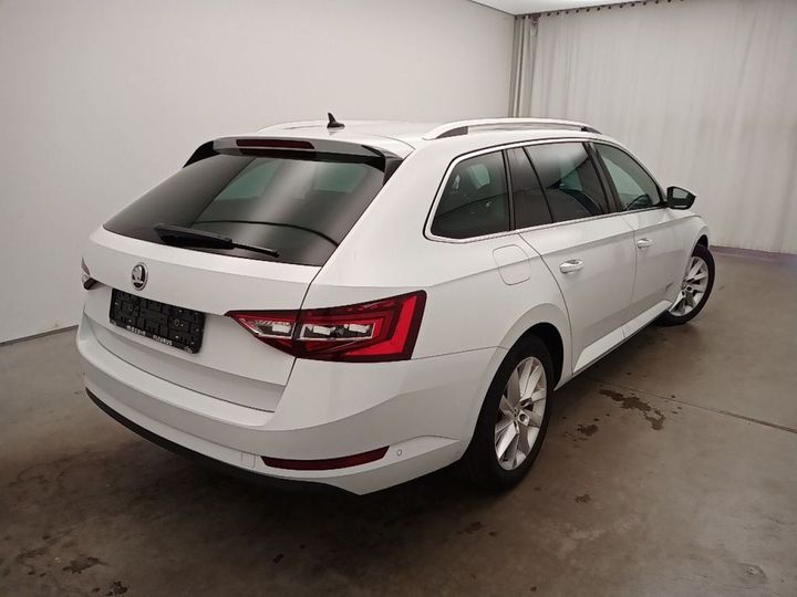 Photo 2 VIN: TMBJG9NP3H7560897 - SKODA SUPERB 