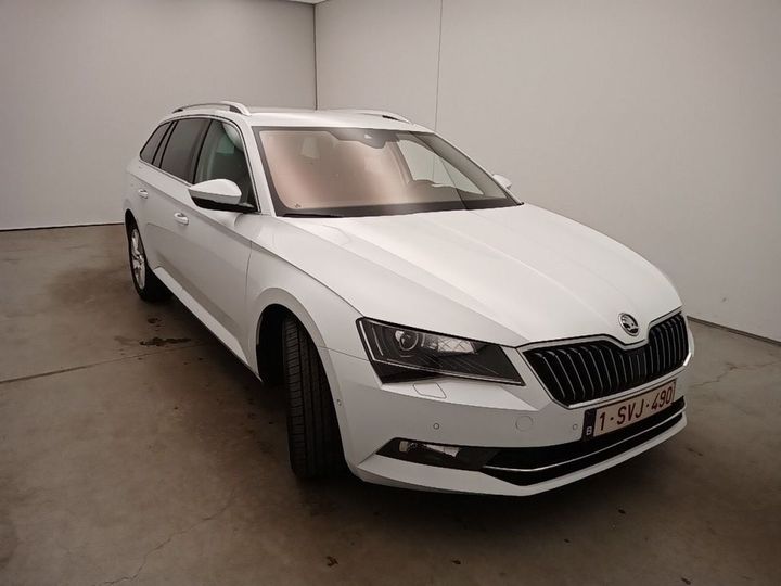 Photo 8 VIN: TMBJG9NP3H7560897 - SKODA SUPERB 