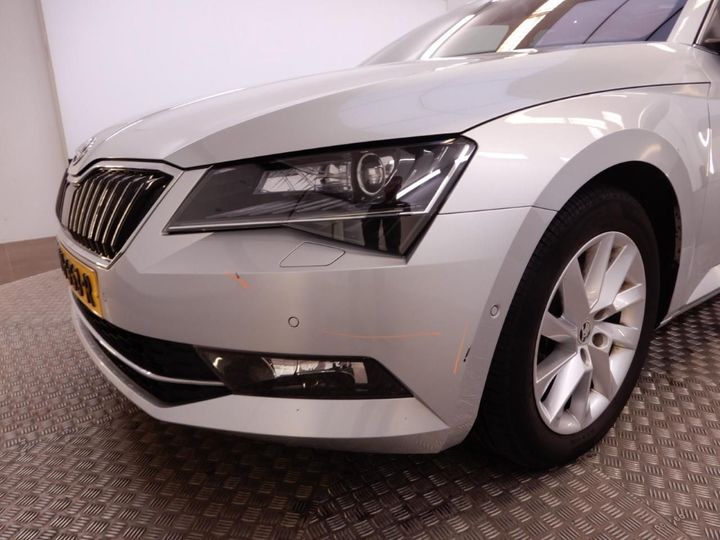 Photo 26 VIN: TMBJG9NP3J7505775 - SKODA SUPERB 