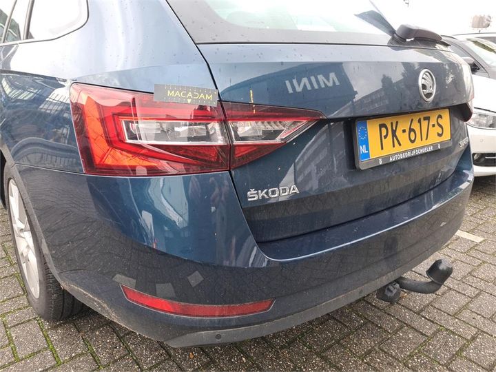 Photo 16 VIN: TMBJG9NP3J7510684 - SKODA SUPERB 