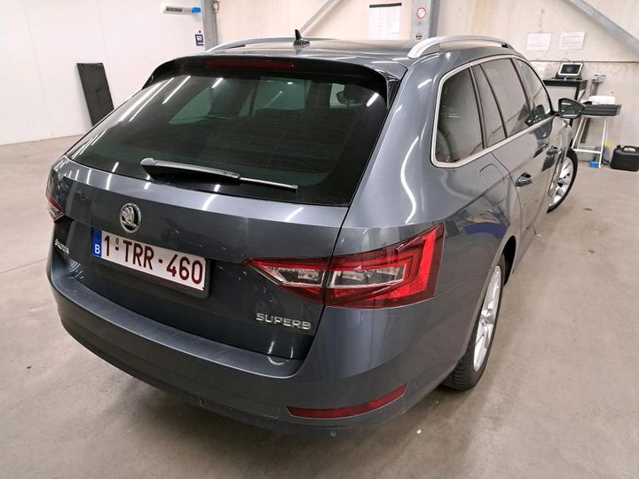 Photo 1 VIN: TMBJG9NP3J7559545 - SKODA SUPERB 