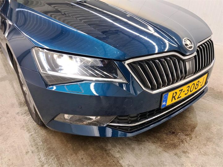 Photo 21 VIN: TMBJG9NP3J7565510 - SKODA SUPERB 