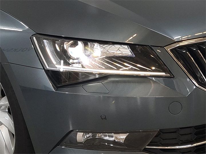 Photo 11 VIN: TMBJG9NP3J7590505 - SKODA SUPERB COMBI 