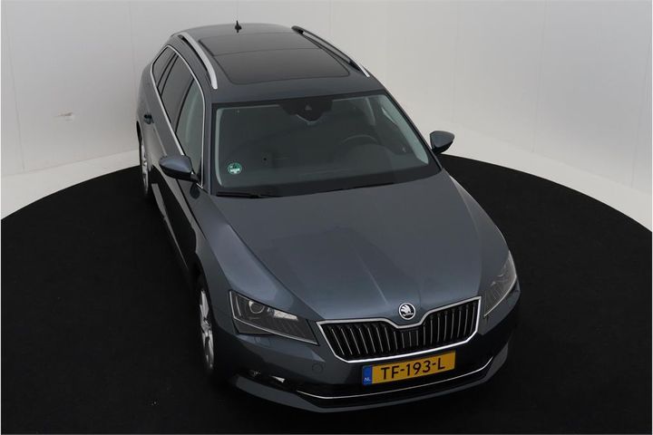 Photo 2 VIN: TMBJG9NP3J7590505 - SKODA SUPERB COMBI 