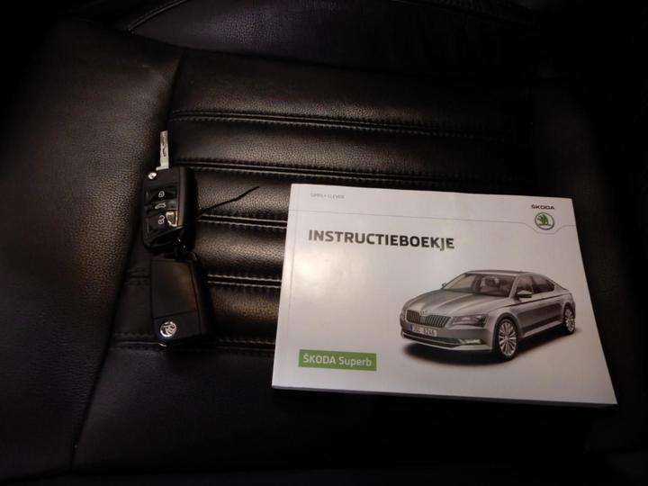 Photo 17 VIN: TMBJG9NP4H7040398 - SKODA SUPERB 