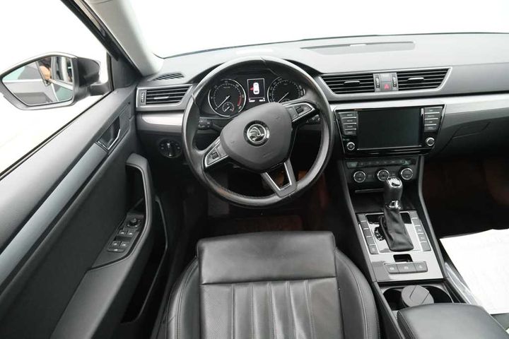 Photo 9 VIN: TMBJG9NP4H7042832 - SKODA SUPERB 