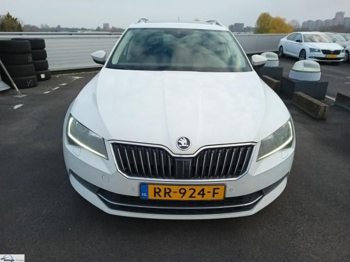 Photo 6 VIN: TMBJG9NP4J7505302 - SKODA SUPERB 