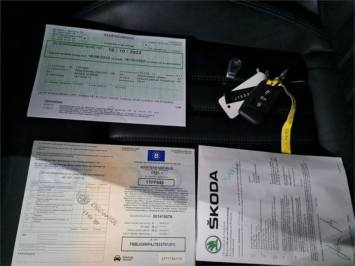 Photo 4 VIN: TMBJG9NP4J7533701 - SKODA SUPERB COMBI 