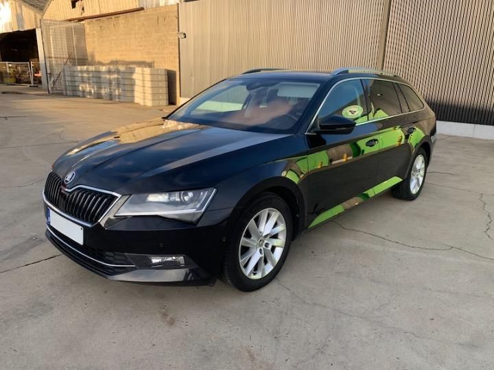 Photo 1 VIN: TMBJG9NP4J7537327 - SKODA SUPERB 