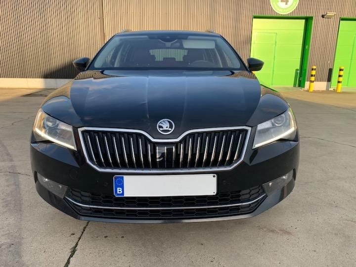 Photo 3 VIN: TMBJG9NP4J7537327 - SKODA SUPERB 