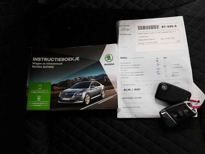 Photo 20 VIN: TMBJG9NP4J7564317 - SKODA SUPERB 