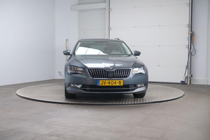 Photo 6 VIN: TMBJG9NP5H7008091 - SKODA SUPERB 