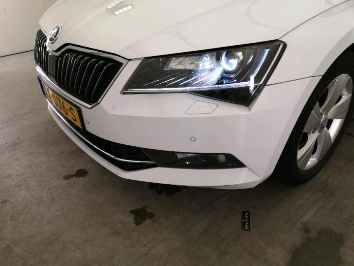 Photo 23 VIN: TMBJG9NP5H7018930 - SKODA SUPERB 