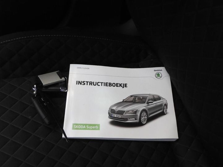 Photo 12 VIN: TMBJG9NP5H7038773 - SKODA SUPERB COMBI 