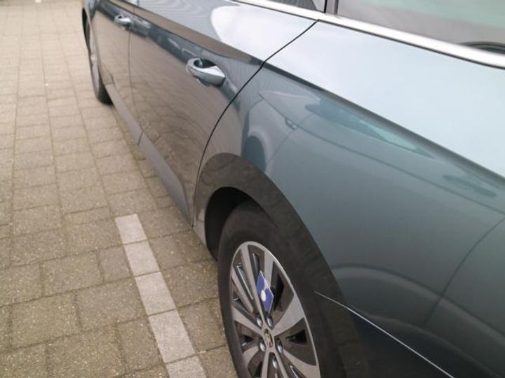 Photo 17 VIN: TMBJG9NP5H7529456 - SKODA SUPERB 