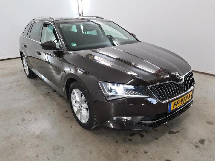 Photo 2 VIN: TMBJG9NP5H7551165 - SKODA SUPERB COMBI 