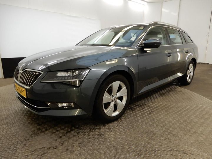 Photo 1 VIN: TMBJG9NP5J7518138 - SKODA SUPERB 