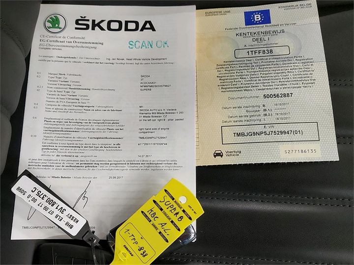 Photo 4 VIN: TMBJG9NP5J7529947 - SKODA SUPERB 