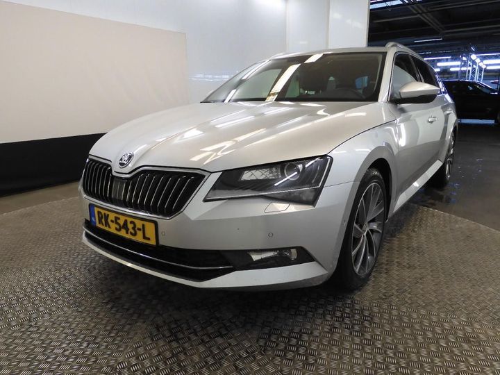 Photo 1 VIN: TMBJG9NP5J7545632 - SKODA SUPERB 