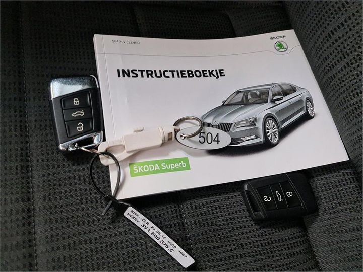 Photo 9 VIN: TMBJG9NP6H7020945 - SKODA SUPERB 