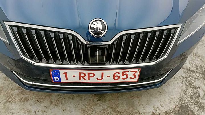 Photo 5 VIN: TMBJG9NP6H7046672 - SKODA SUPERB 