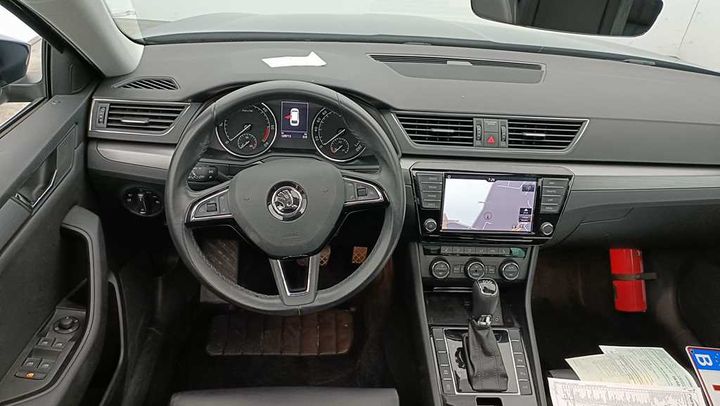 Photo 9 VIN: TMBJG9NP6H7046672 - SKODA SUPERB 