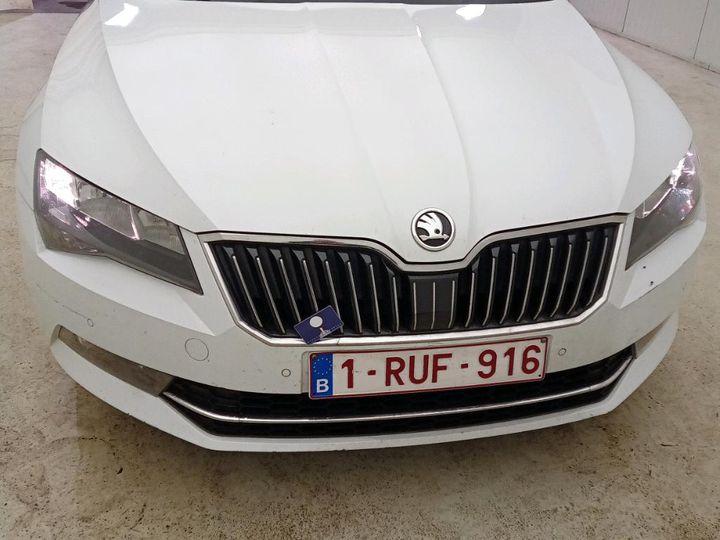 Photo 30 VIN: TMBJG9NP6H7529255 - SKODA SUPERB 