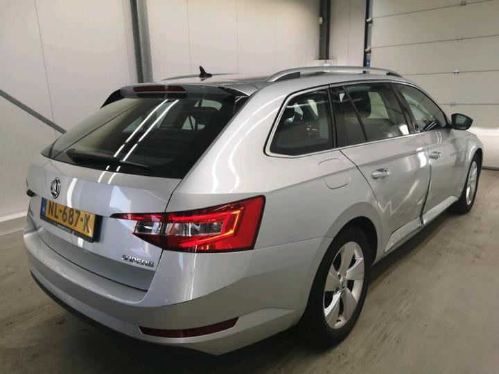 Photo 4 VIN: TMBJG9NP6H7533077 - SKODA SUPERB 