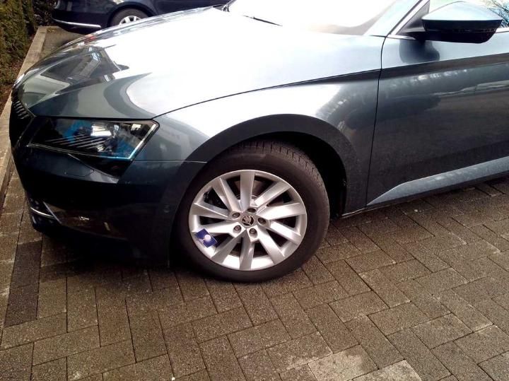 Photo 25 VIN: TMBJG9NP6H7537873 - SKODA SUPERB 