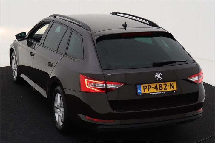 Photo 4 VIN: TMBJG9NP6J7510467 - SKODA SUPERB 