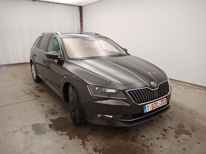 Photo 8 VIN: TMBJG9NP6J7512980 - SKODA SUPERB 