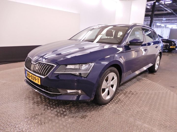 Photo 1 VIN: TMBJG9NP6J7533229 - SKODA SUPERB 