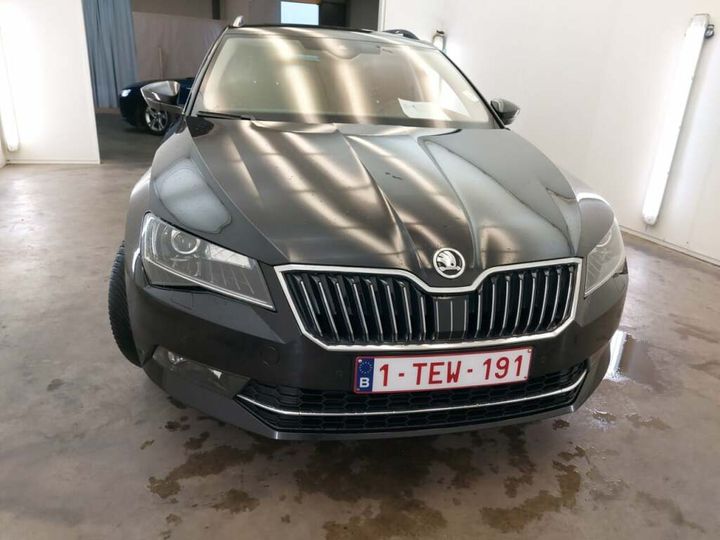 Photo 5 VIN: TMBJG9NP6J7535434 - SKODA SUPERB 