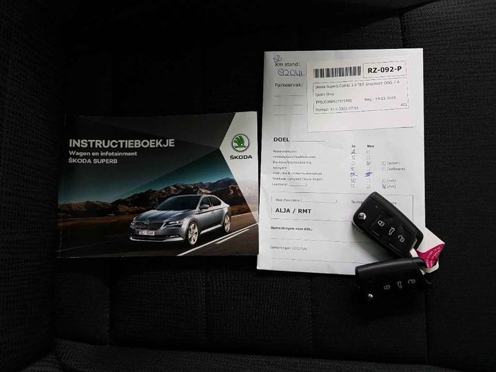 Photo 21 VIN: TMBJG9NP6J7571981 - SKODA SUPERB 