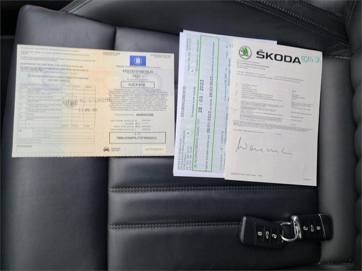 Photo 5 VIN: TMBJG9NP6J7579966 - SKODA SUPERB 