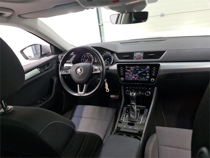 Photo 5 VIN: TMBJG9NP6J7586321 - SKODA SUPERB 