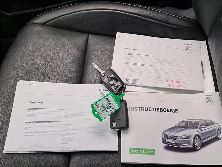 Photo 4 VIN: TMBJG9NP7H7027239 - SKODA SUPERB 