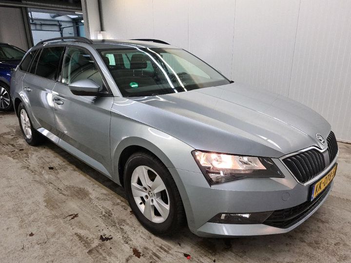 Photo 2 VIN: TMBJG9NP7H7027709 - SKODA SUPERB 