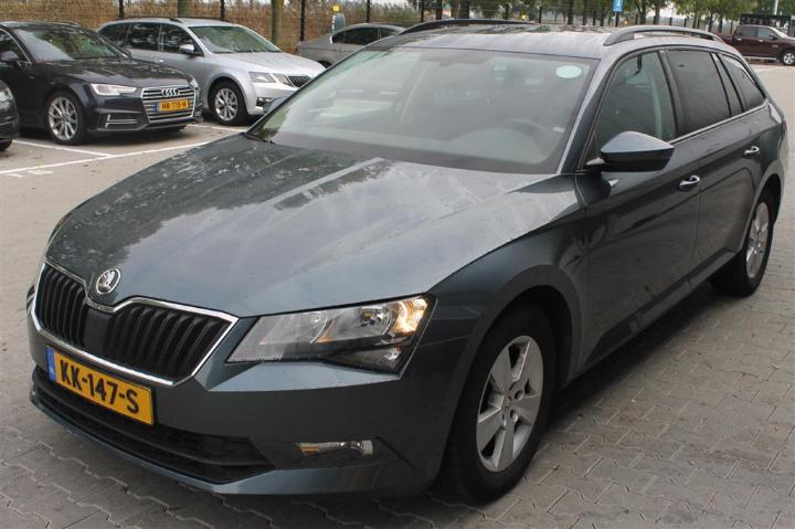 Photo 1 VIN: TMBJG9NP7H7030335 - SKODA SUPERB COMBI 