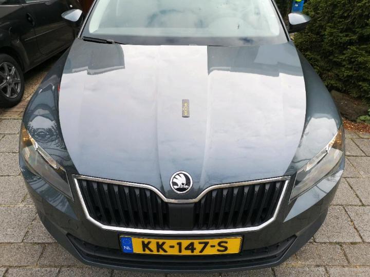 Photo 31 VIN: TMBJG9NP7H7030335 - SKODA SUPERB COMBI 