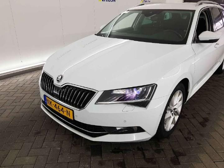 Photo 14 VIN: TMBJG9NP7H7047555 - SKODA SUPERB 