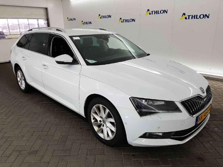 Photo 2 VIN: TMBJG9NP7H7047555 - SKODA SUPERB COMBI 