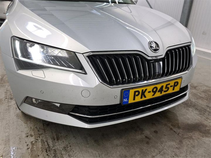 Photo 26 VIN: TMBJG9NP7J7509070 - SKODA SUPERB 