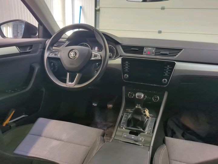 Photo 5 VIN: TMBJG9NP7J7547138 - SKODA SUPERB 