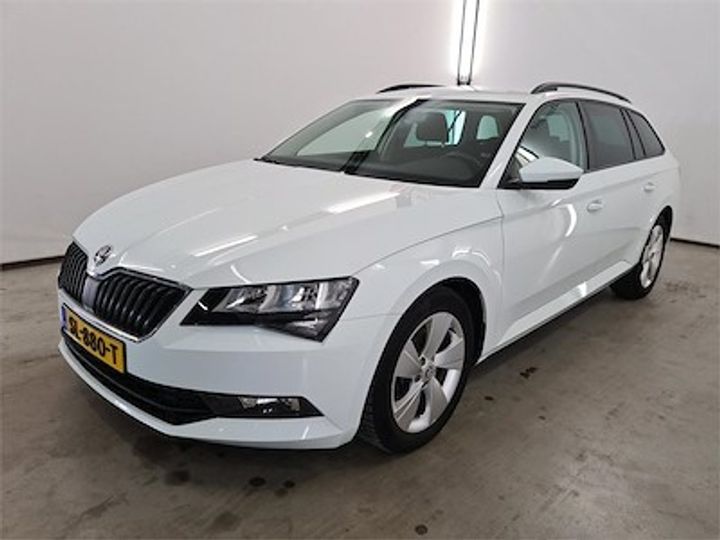 Photo 1 VIN: TMBJG9NP7J7586392 - SKODA SUPERB 