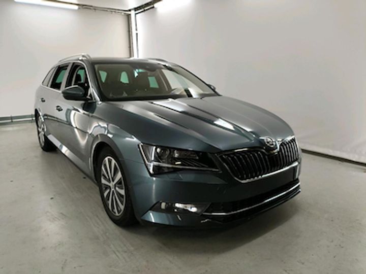 Photo 1 VIN: TMBJG9NP7J7593990 - SKODA SUPERB 