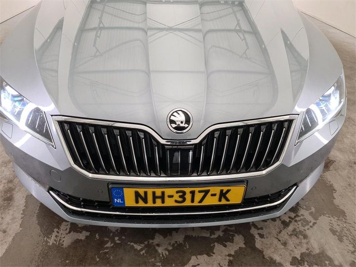 Photo 5 VIN: TMBJG9NP8H7044180 - SKODA SUPERB 