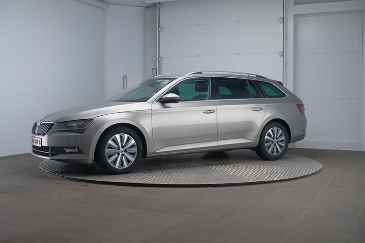 Photo 1 VIN: TMBJG9NP8J7551599 - SKODA SUPERB 