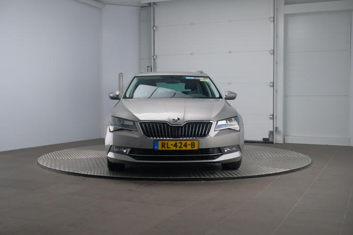 Photo 6 VIN: TMBJG9NP8J7551599 - SKODA SUPERB 